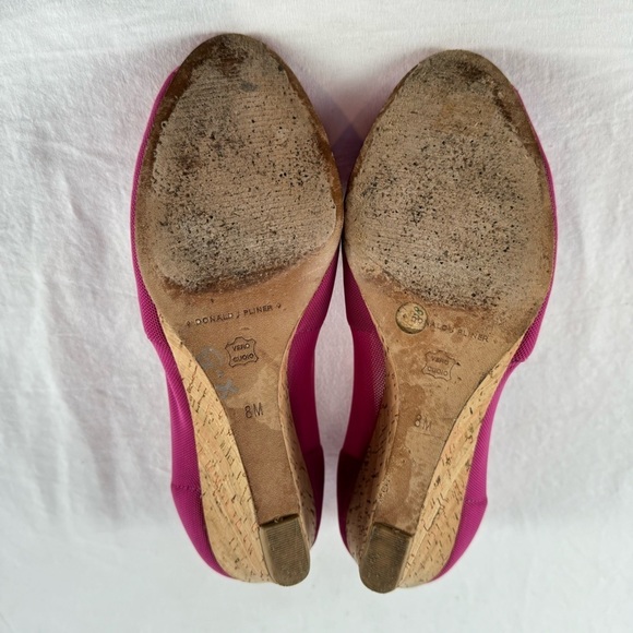 Donald J Pliner Molly Peep Toe Cork Wedge Heels in Pink Size 8 - Picture 6 of 6